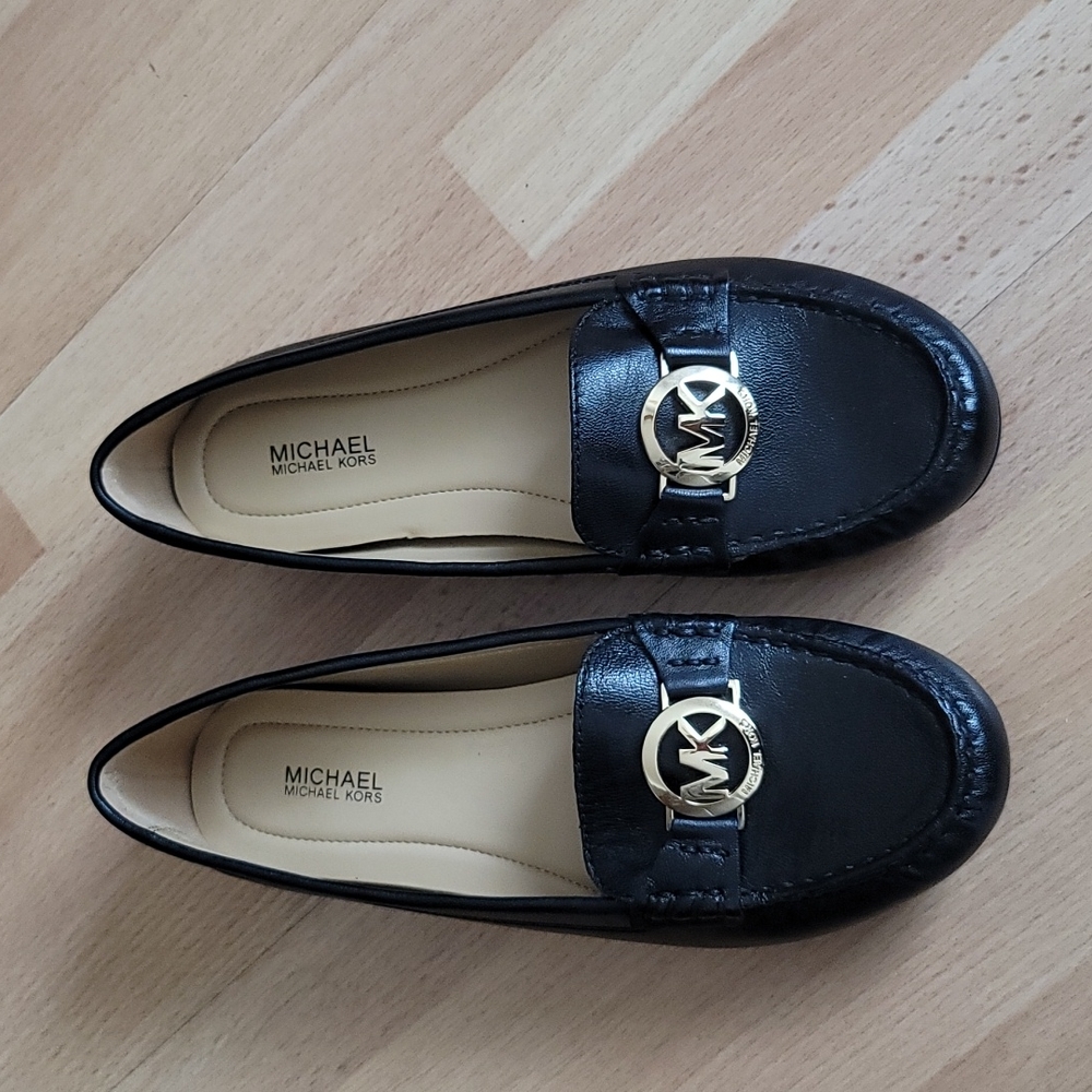 Michael Kors MK Logo Leather Moc Loafers